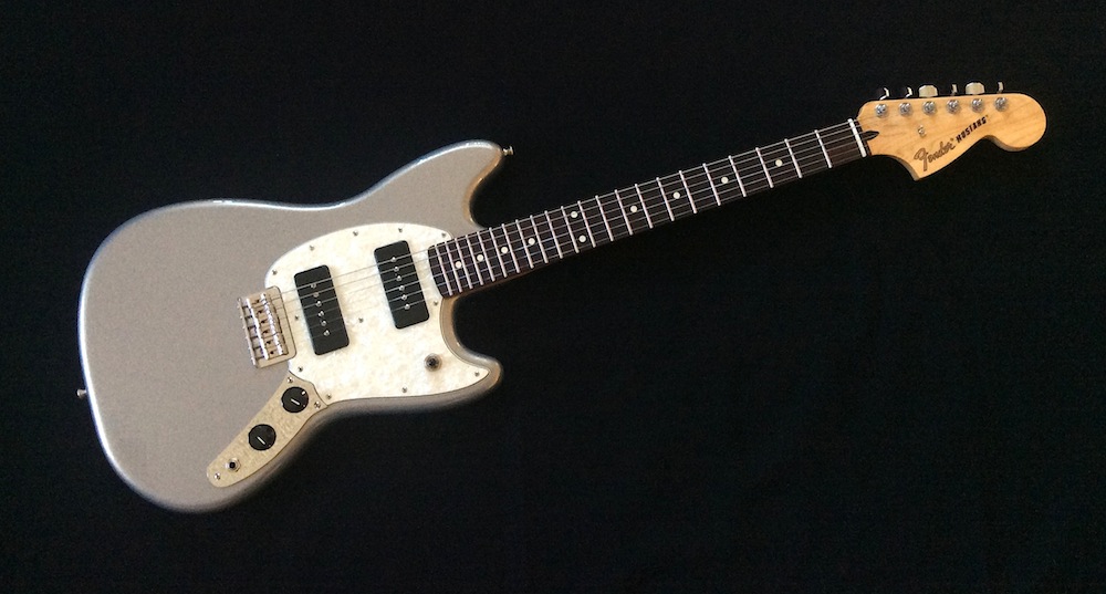 Série Fender Mustang, Guitare électrique Fender Mustang 90, guitare électrique 6 cordes