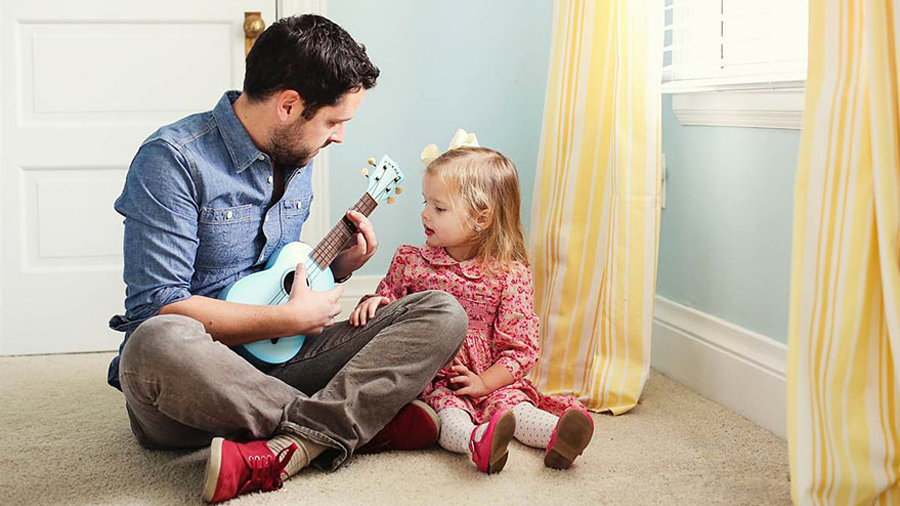 Quelle guitare choisir pour un enfant ? Suivez le guide