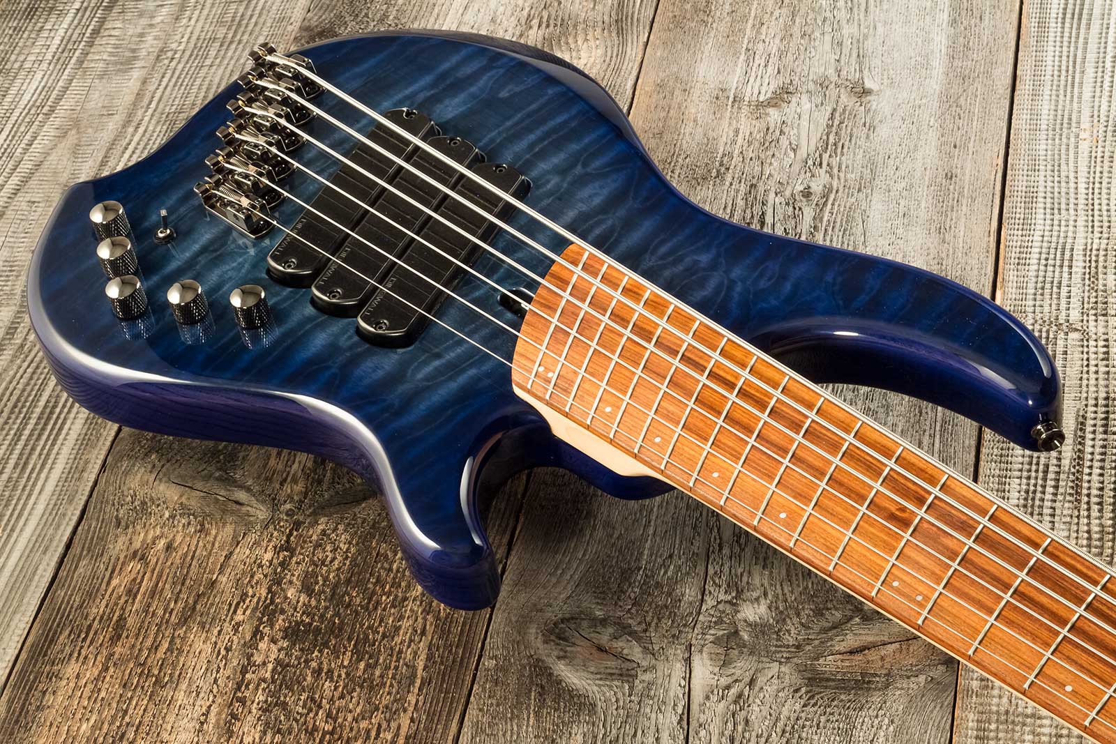 Dingwall Combustion Cb3 6c 3pu Active Pf - Indigo Burst - Basse Électrique Solid Body - Variation 2