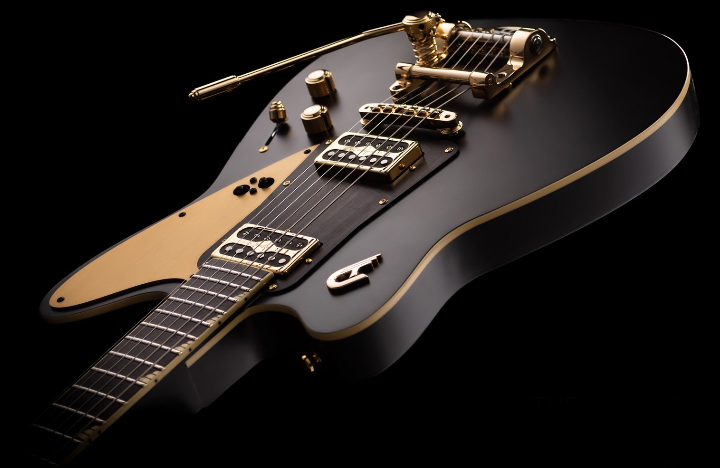 Duesenberg Falken Tremolo 2h Rw - Matte Black & Gold - Guitare Électrique RÉtro Rock - Variation 2