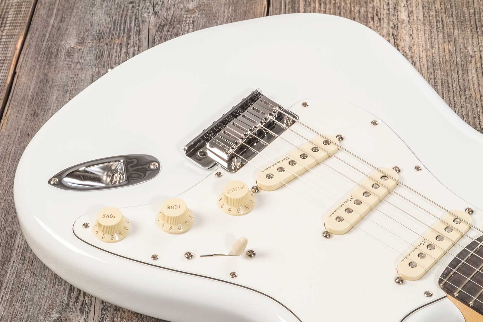 Fender Custom Shop Jeff Beck Strat 3s Trem Rw #xn17088 - Nos Olympic White - Guitare Électrique Forme Str - Variation 4