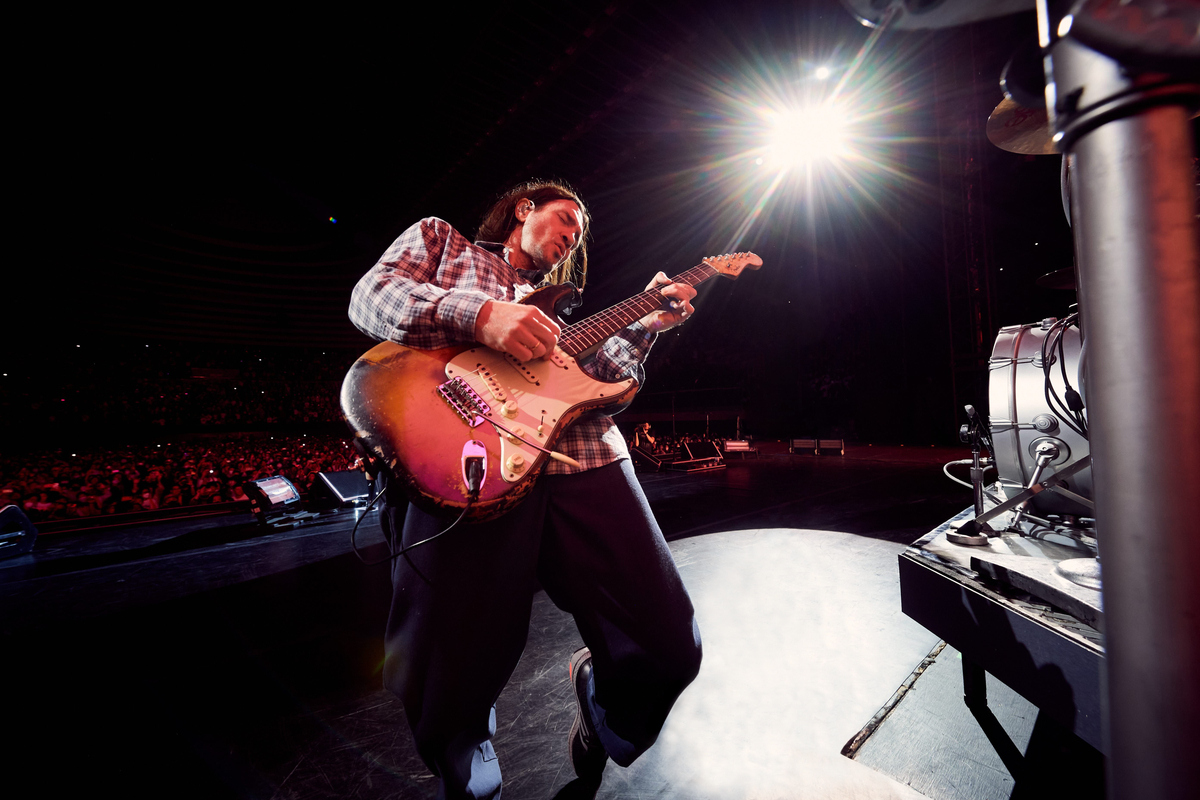 Fender Custom Shop John Frusciante Masterbuilt P.waller 3s Trem Rw - Heavy Relic 3-color Sunburst - Guitare Électrique Signature - Variation 11