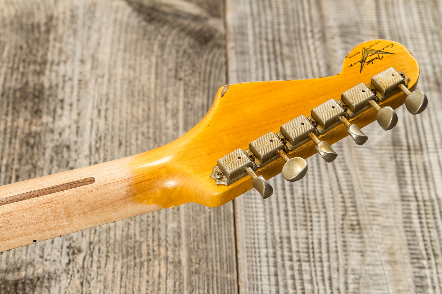 Fender Custom Shop Strat 1954 70th Anniv. 3s Trem Mn #xn4343 - Heavy Relic 2-color Sunburst - Guitare Électrique Forme Str - Variation 10