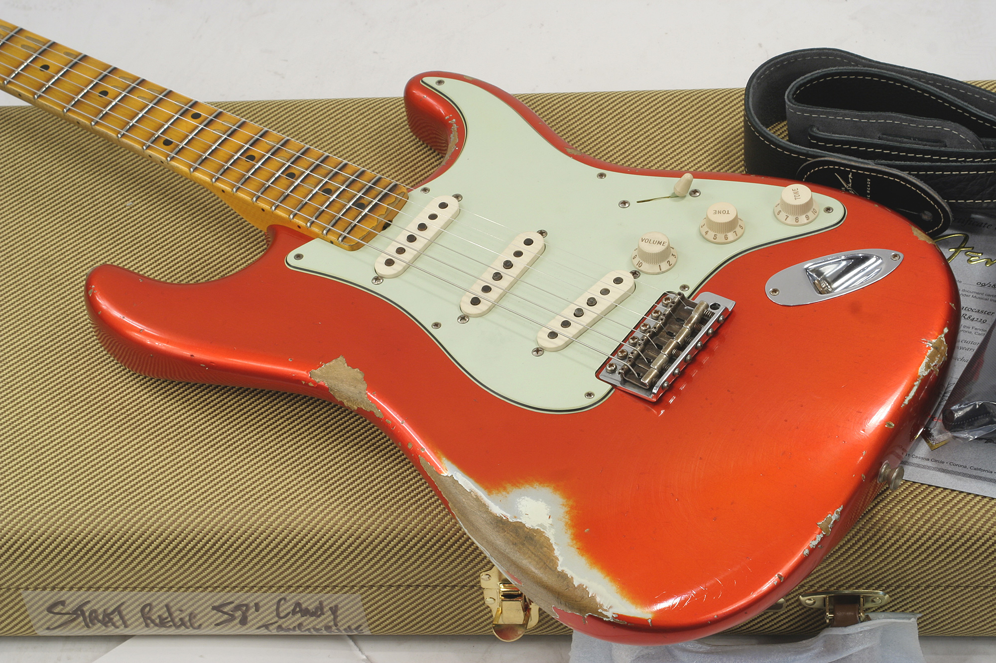 Fender Custom Shop Strat 1958 Mn R84229 - Heavy Relic, Candy Tangerine - Guitare Électrique Forme Str - Variation 3