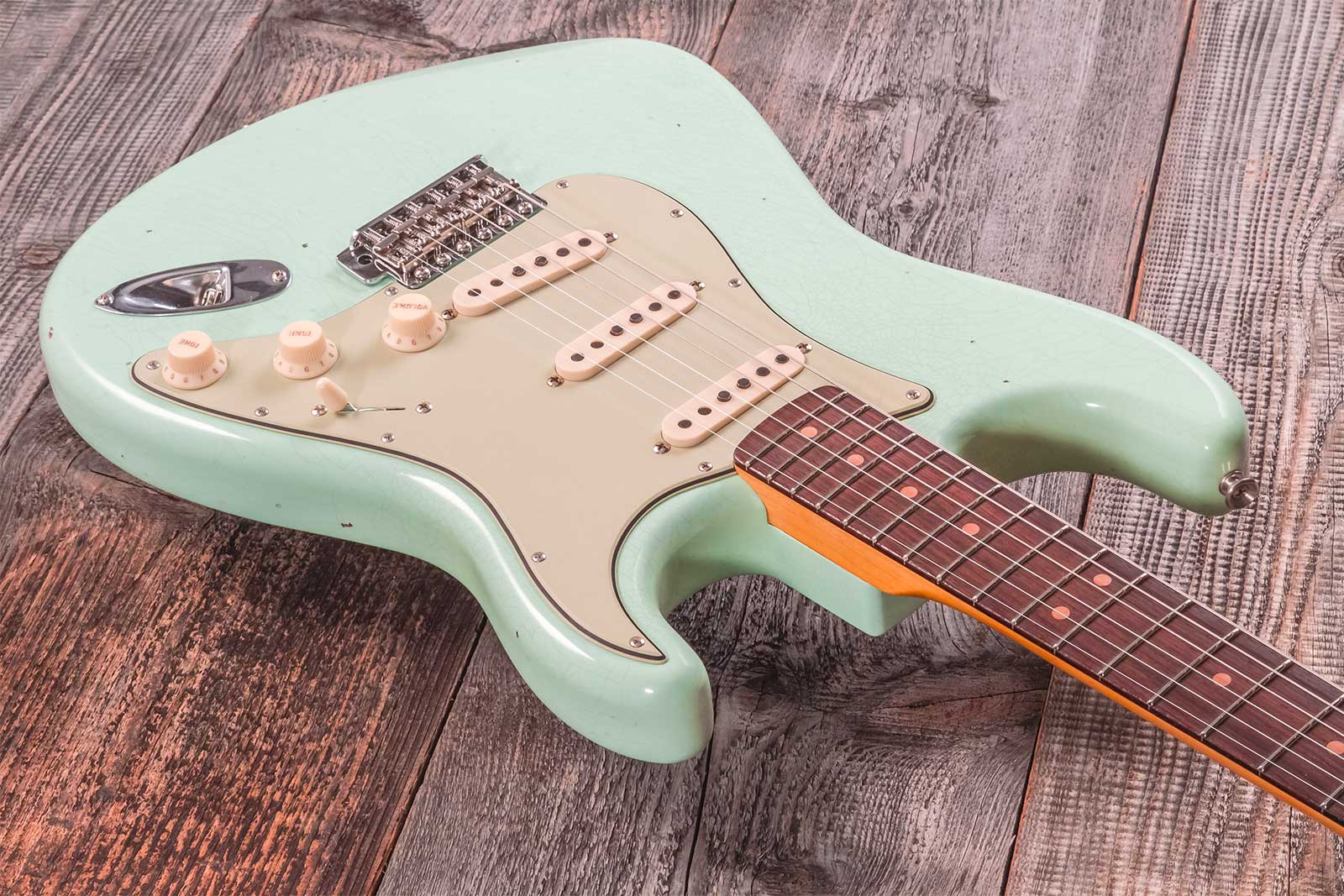 Fender Custom Shop Strat 1964 3s Trem Rw #cz579326 - Journey Man Relic Aged Surf Green - Guitare Électrique Forme Str - Variation 4