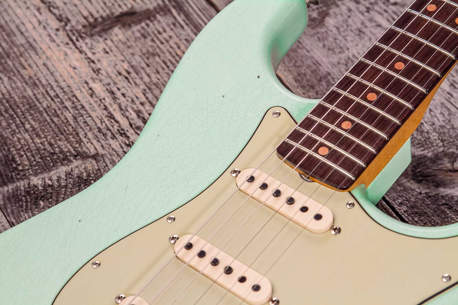 Fender Custom Shop Strat 1964 3s Trem Rw #cz579326 - Journey Man Relic Aged Surf Green - Guitare Électrique Forme Str - Variation 6