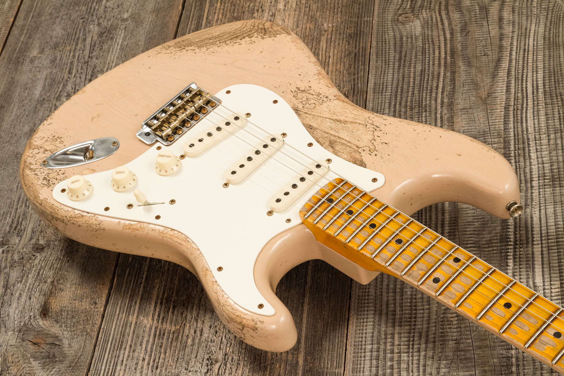 Fender Custom Shop Strat Red Hot 3s Trem Mn #cz579453 - Super Heavy Relic White Blonde - Guitare Électrique Forme Str - Variation 2