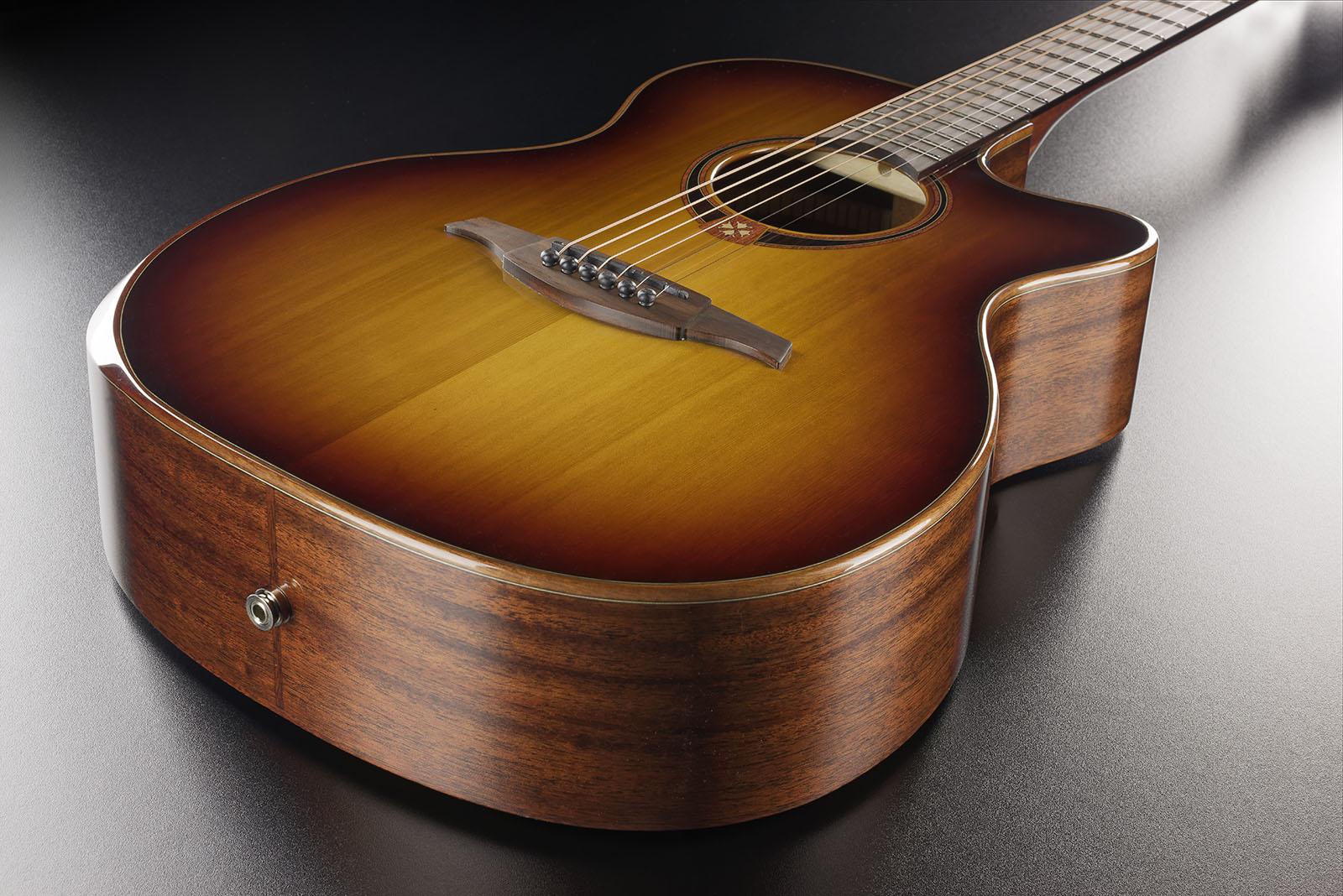 Lag T118abce Bevel Tramontane Auditorium Cw Cedre Khaya Bro - Brown Sunburst - Guitare Electro Acoustique - Variation 2