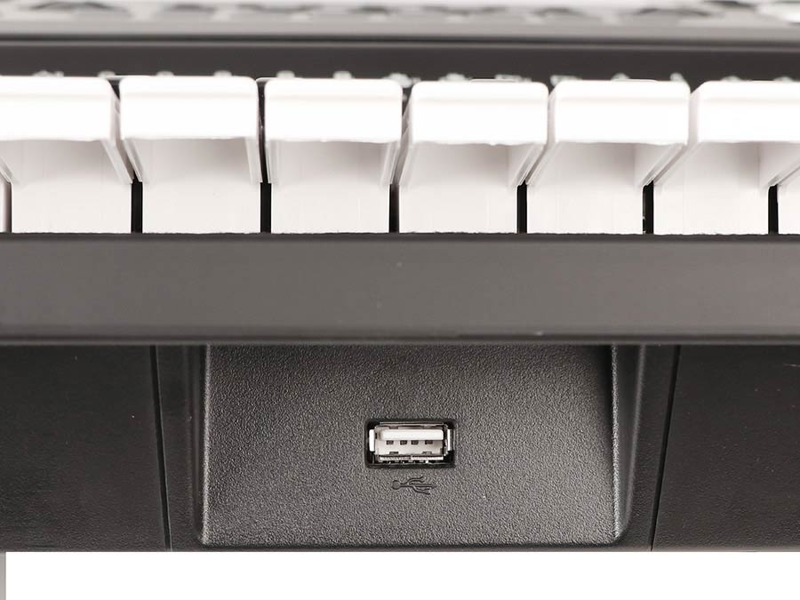 Medeli A810 - Clavier Arrangeur - Variation 6