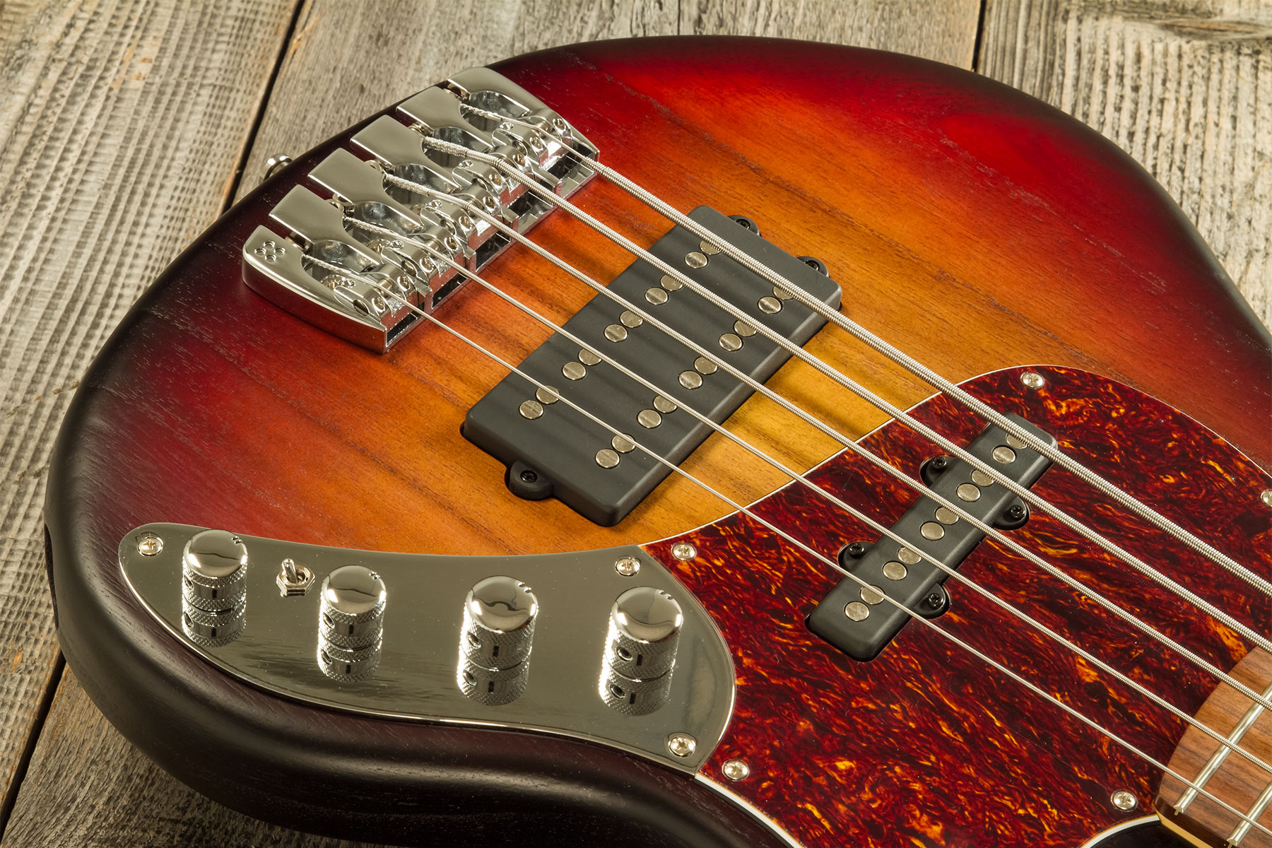 Sandberg California Tm5 Sl Superlight 5c All Active Pf #45195 - 3-tone Sunburst - Basse Électrique Solid Body - Variation 3