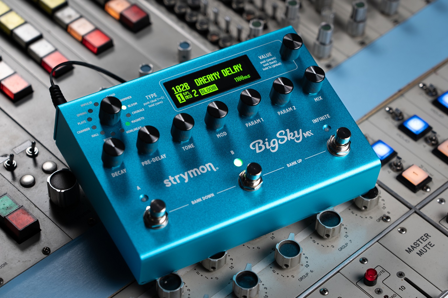 Strymon Bigsky Mx - PÉdale Reverb / Delay / Echo - Variation 5