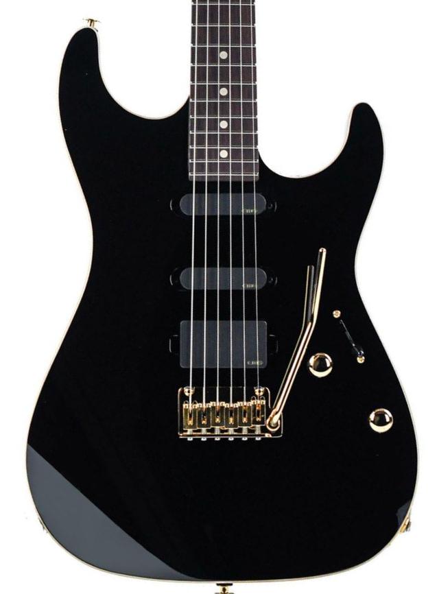 Guitare électrique forme str Suhr                           Standard Legacy 01-LTD-0032 - black