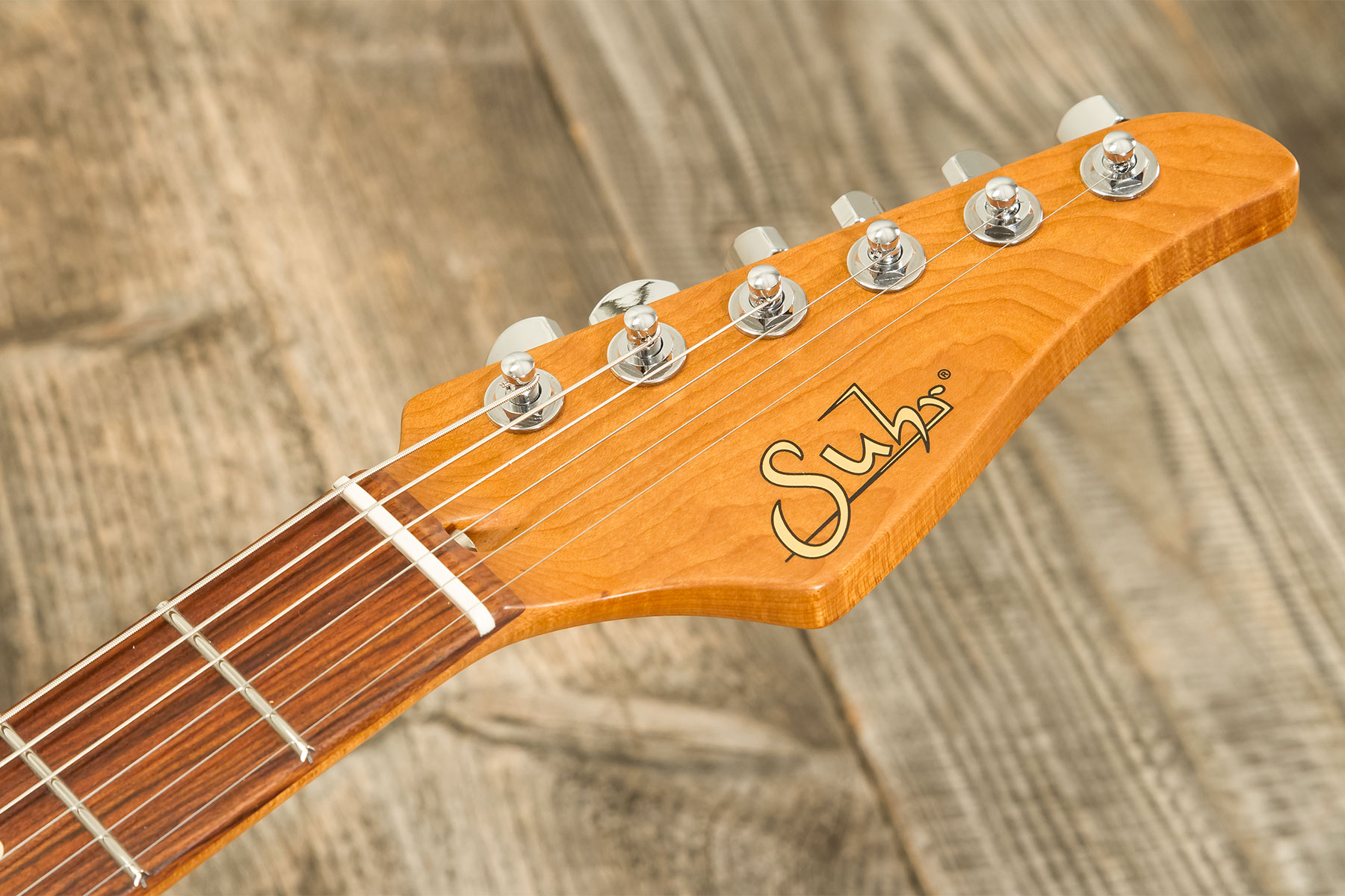 Suhr Standard Plus 01-stp-0052 Usa Hss Trem Pf #75580 - Trans Honey Amber Burst - Guitare Électrique Forme Str - Variation 8